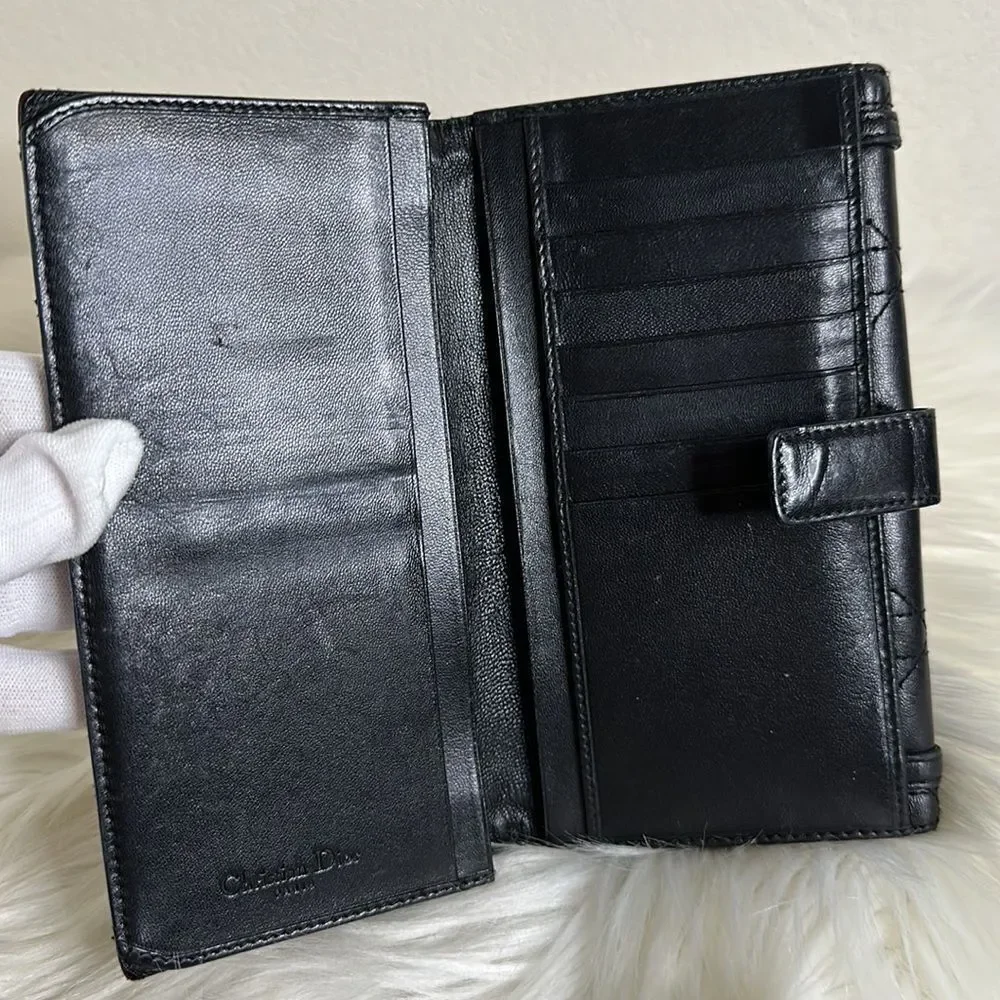💯Authentic Christian Dior Long Wallet 🍀